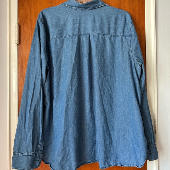 Old Navy Blue Denim Shirt - Picture 2 of 5